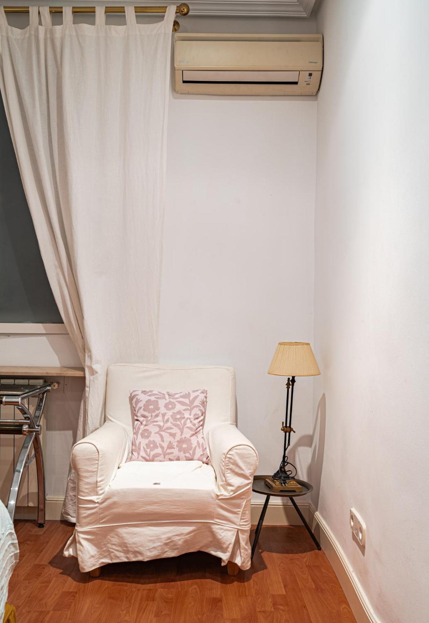 Preciados De Callao Apartment